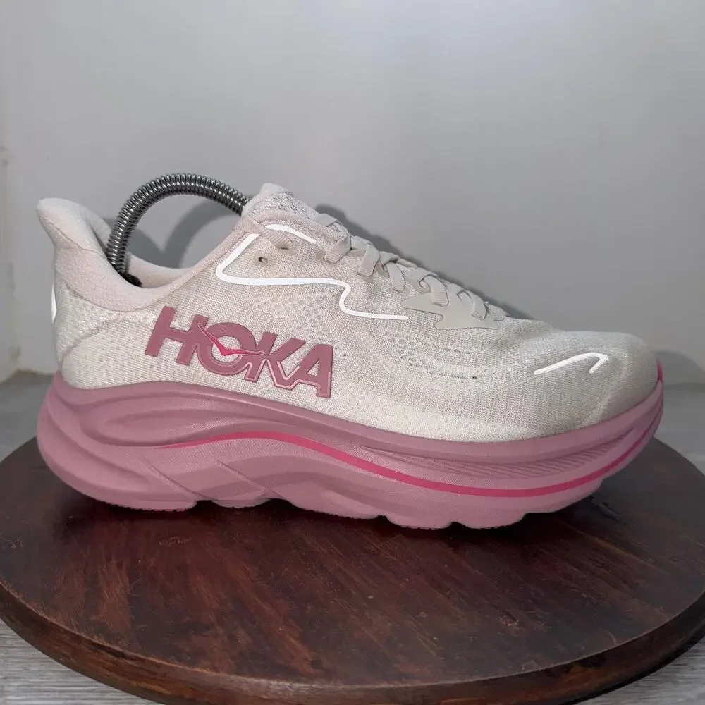 Hoka One One Clifton 10 Wide Women’s Size 9D Rose Cream/Dried Rose 1162050 RMD